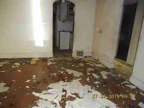 8956 Isham (15)_m.jpg